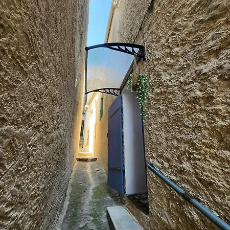 Le Celeste Maison De Village Avec Toit Terrasse